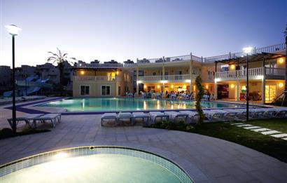 Bodrum Adabükü Turkuaz Sitesinde Eşyalı 2+1 Bahçe Katı Daire