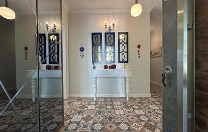 C21 Loca'dan Altınoluk Müstaki 8+1 Havuzlu Villa