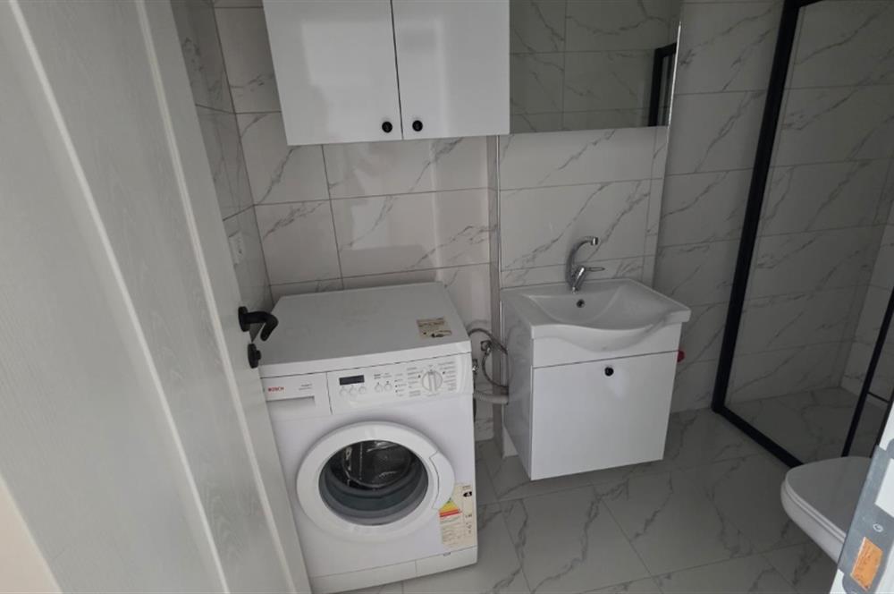 C21 BAL'DN NEF VE MERKEZE YAKIN ARA KAT 1+1 EŞYALI KİRALIK DAİRE