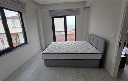 C21 BAL'DN NEF VE MERKEZE YAKIN ARA KAT 1+1 EŞYALI KİRALIK DAİRE