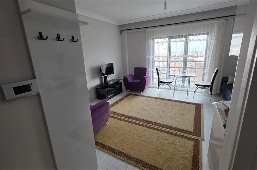 C21 BAL'DN NEF VE MERKEZE YAKIN ARA KAT 1+1 EŞYALI KİRALIK DAİRE
