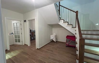 C21 Loca'dan Altınoluk Müstaki 8+1 Havuzlu Villa