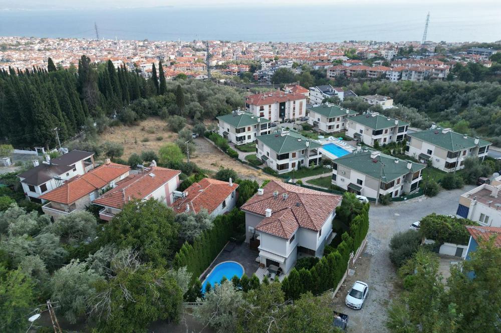 C21 Loca'dan Altınoluk Müstaki 8+1 Havuzlu Villa