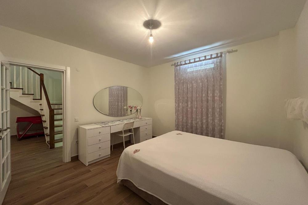 C21 Loca'dan Altınoluk Müstaki 8+1 Havuzlu Villa