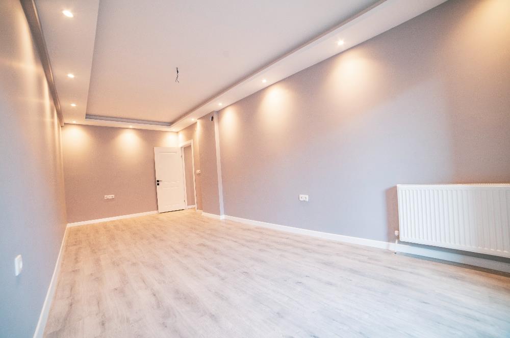 C21 LOCADAN MİNEL LİFE SİTESİ GAZİOSMANPAŞADA SATILIK 2+1 DAİRE