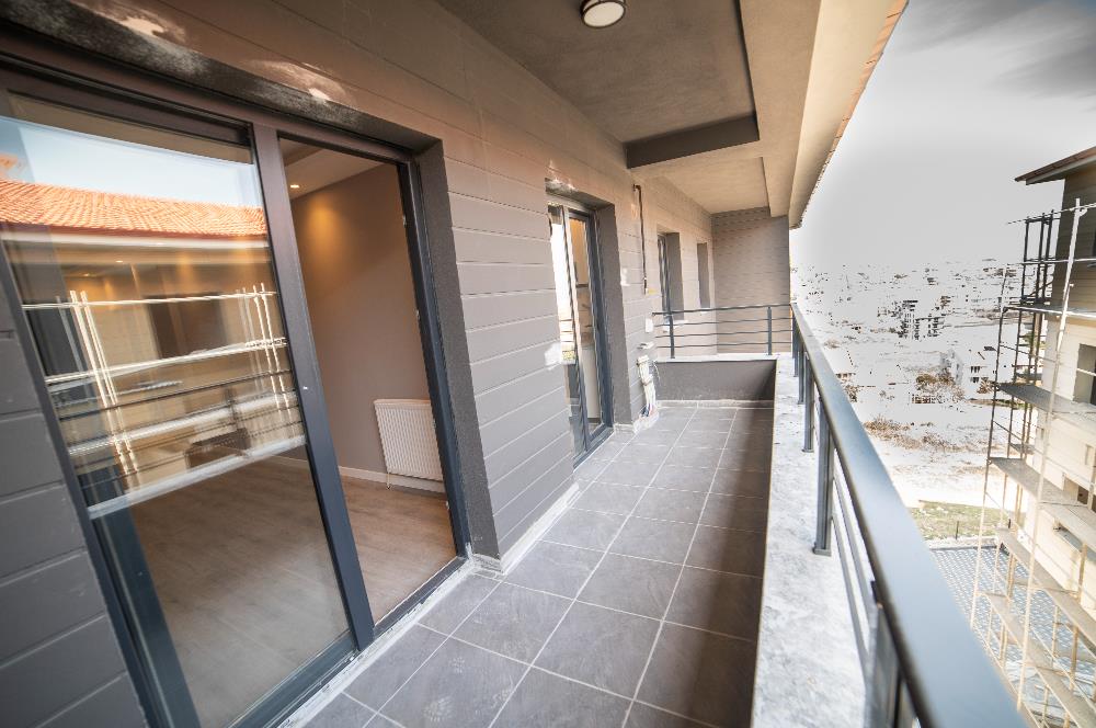 C21 LOCADAN MİNEL LİFE SİTESİ GAZİOSMANPAŞADA SATILIK 2+1 DAİRE