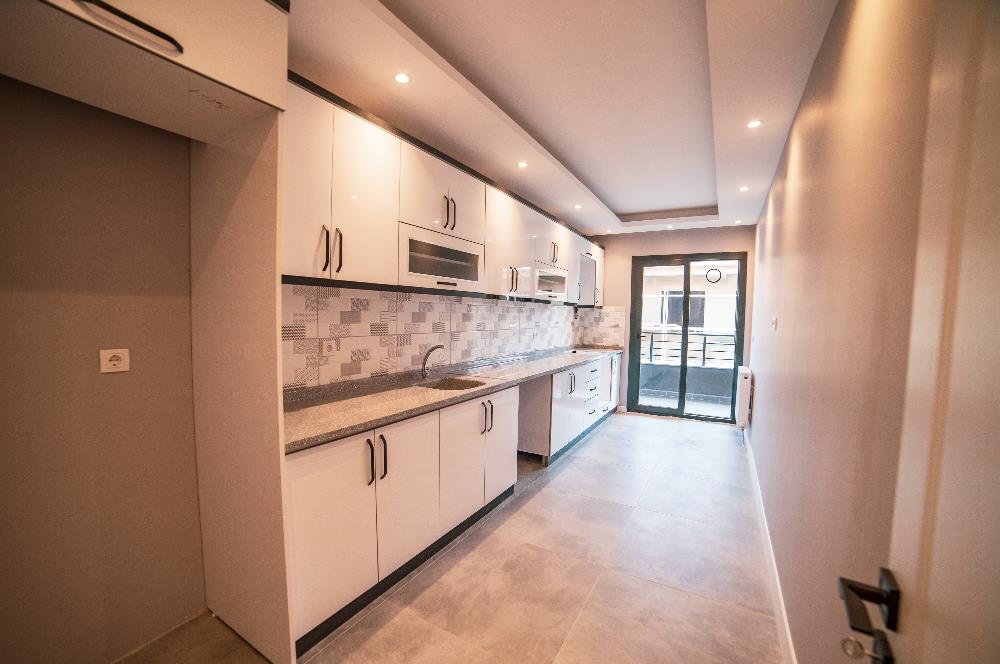 C21 LOCADAN MİNEL LİFE SİTESİ GAZİOSMANPAŞADA SATILIK 2+1 DAİRE