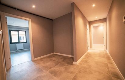 C21 LOCADAN MİNEL LİFE SİTESİ GAZİOSMANPAŞADA SATILIK 2+1 DAİRE