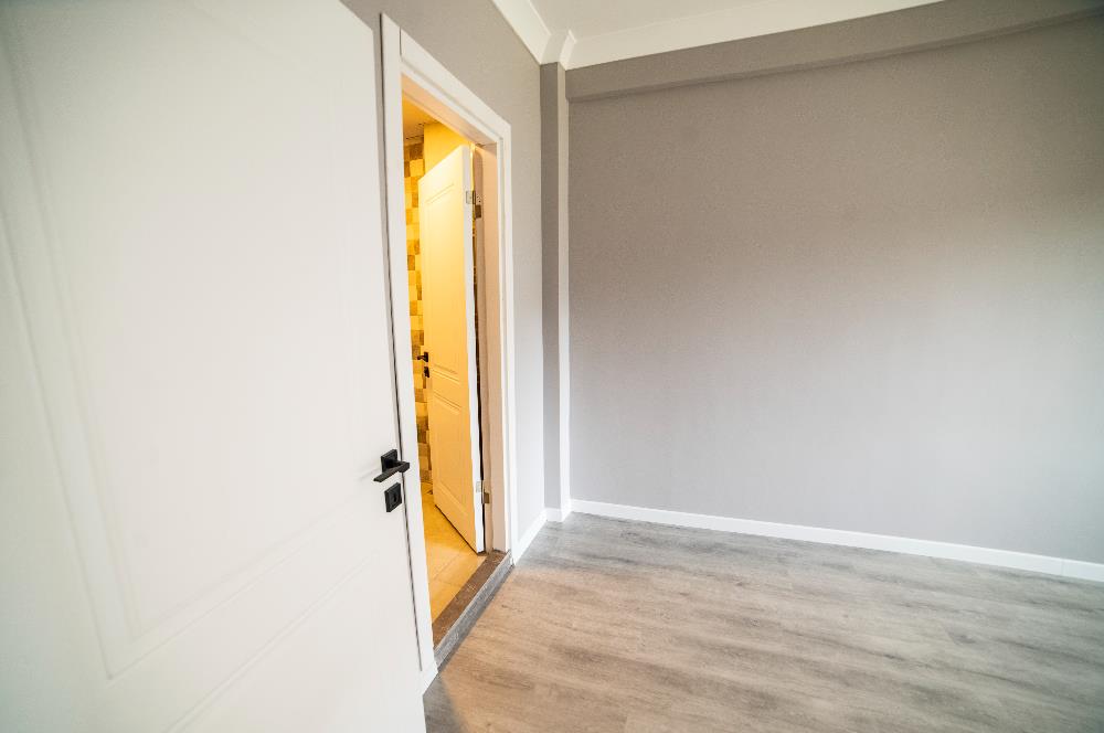 C21 LOCADAN MİNEL LİFE SİTESİ GAZİOSMANPAŞADA SATILIK 2+1 DAİRE