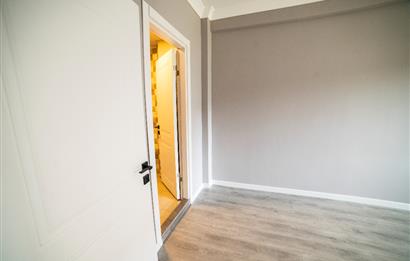 C21 LOCADAN MİNEL LİFE SİTESİ GAZİOSMANPAŞADA SATILIK 2+1 DAİRE
