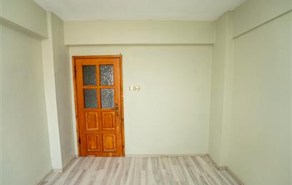 C21 Cius; Eşref Dinçer Mahallesi Derya Sokakta Kiralık 3+1 Daire