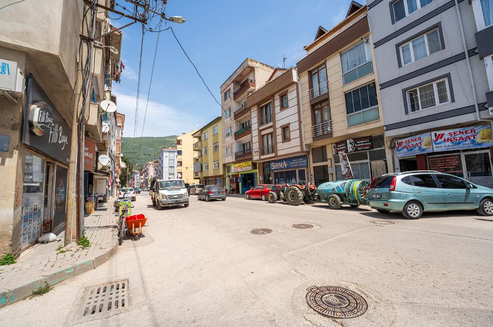 C21 Cius; Eşref Dinçer Mahallesi Derya Sokakta Kiralık 3+1 Daire