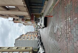 ÜSKÜDAR BURHANİYEDE KİRALIK DÜKKAN