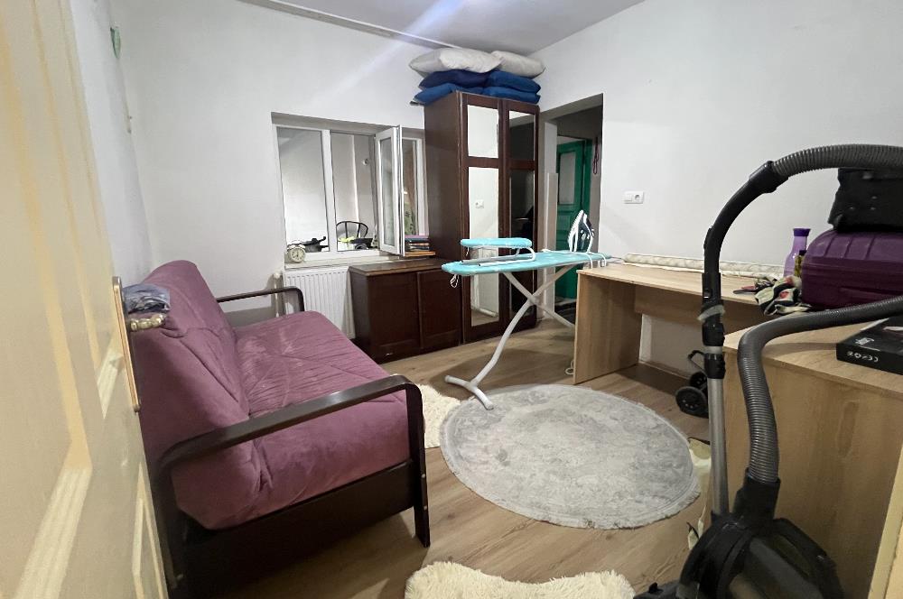 MALTEPE MAH 235 m2 ARSA İÇİNDE İKİ KATLI SATILIK MÜSTAKİL EV