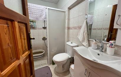MALTEPE MAH 235 m2 ARSA İÇİNDE İKİ KATLI SATILIK MÜSTAKİL EV