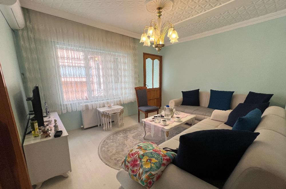 MALTEPE MAH 235 m2 ARSA İÇİNDE İKİ KATLI SATILIK MÜSTAKİL EV