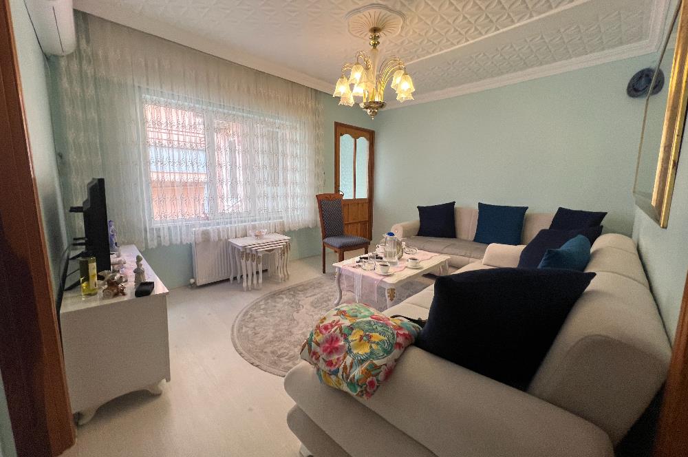 MALTEPE MAH 235 m2 ARSA İÇİNDE İKİ KATLI SATILIK MÜSTAKİL EV