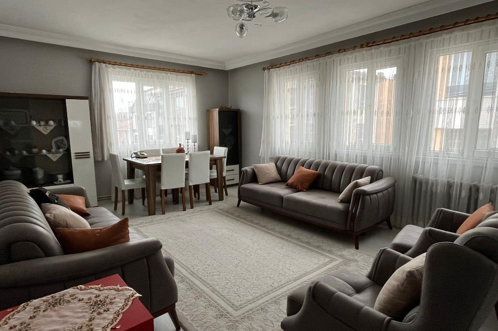 CENTURY 21 VİZYON'DAN ÇAMLICA MAHALLESİNDE SATILIK 3+1 DAİRE
