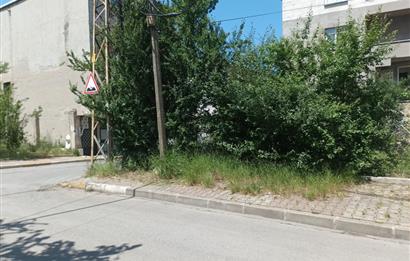 SULTANBEYLİ HAMİDİYE MAHALLESİNDE İKİ YOLA CEPHE SATILIK ARSA