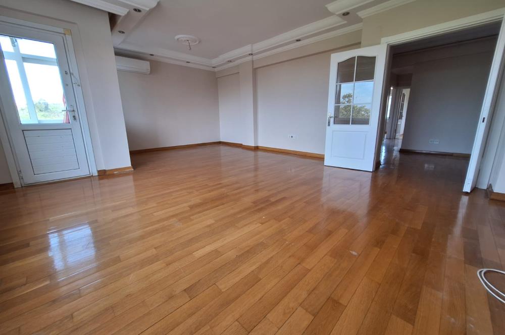 KADIKÖY KOŞUYOLU'NDA SİTE İÇERİSİNDE 3+1