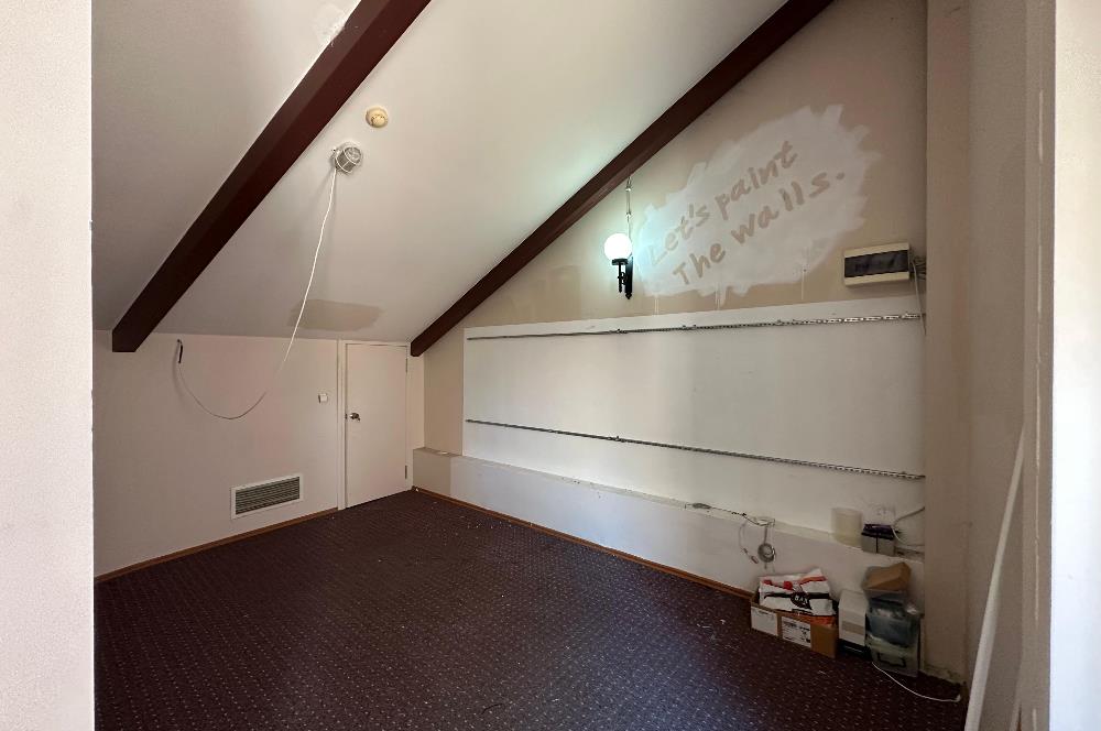 Uskumruköy Büyük Arıköy Sitesinde 2 Katlı Kiralık İş Yeri