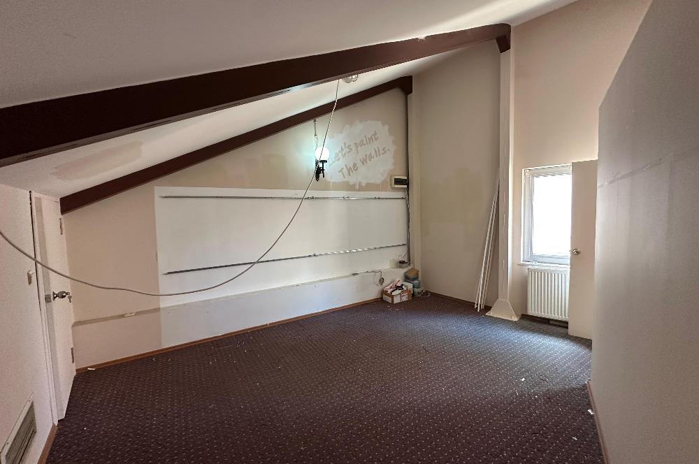 Uskumruköy Büyük Arıköy Sitesinde 2 Katlı Kiralık İş Yeri