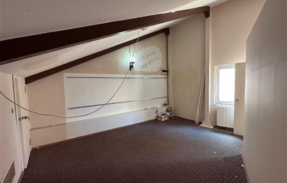 Uskumruköy Büyük Arıköy Sitesinde 2 Katlı Kiralık İş Yeri