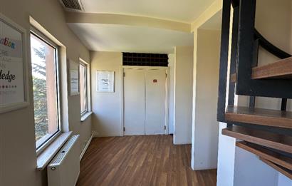 Uskumruköy Büyük Arıköy Sitesinde 2 Katlı Kiralık İş Yeri