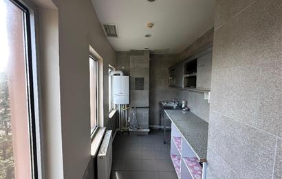 Uskumruköy Büyük Arıköy Sitesinde 2 Katlı Kiralık İş Yeri