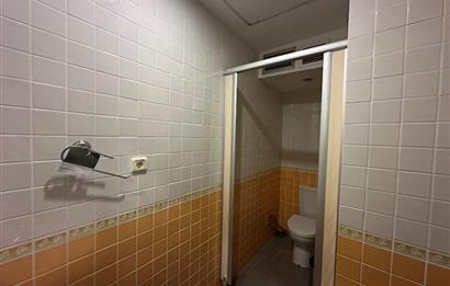 Uskumruköy Büyük Arıköy Sitesinde 2 Katlı Kiralık İş Yeri