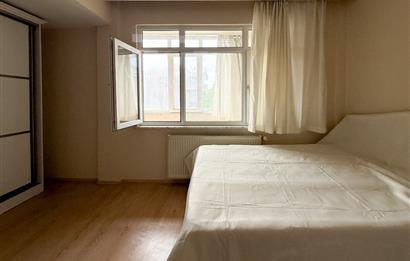 CENTURY 21 BAL GAYRİMENKUL'DEN DEVLET HASTANESİ VE ŞEHİR MERKEZİNE OLDUKÇA YAKIN İÇİ TAMAMEN YENİLENMİŞ,  KAPALI MUTFAKLI  ÇİFT LAVABO ÇİFT BALKONLU GENİŞ FERAH 2+1 