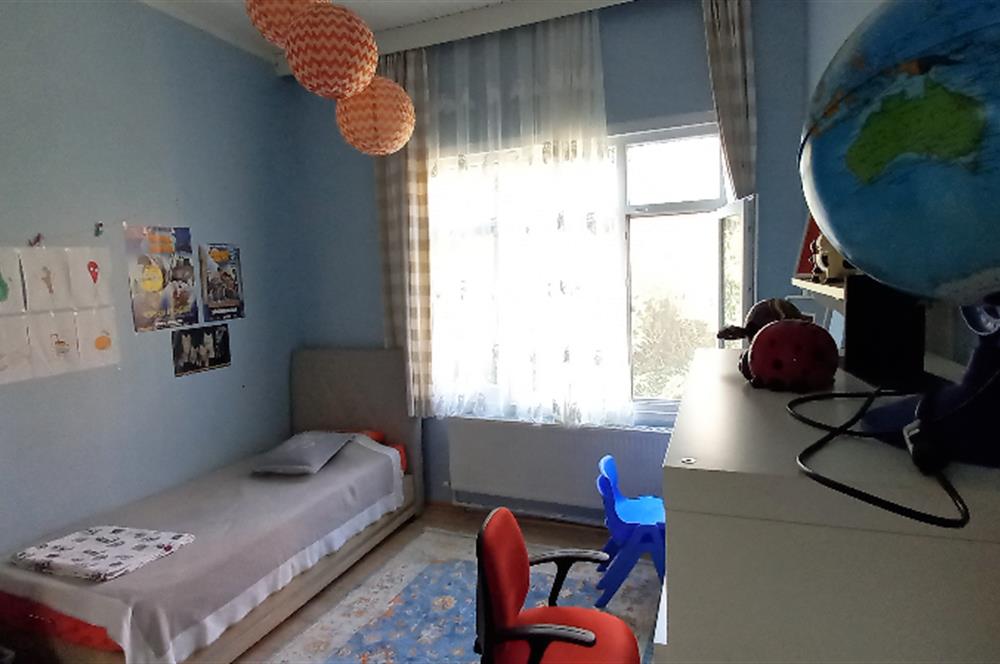 SARIYER YENİMAHALLEDE BOĞAZ MANZARALI MÜSTAKİL 4+2 BAHÇELİ EV