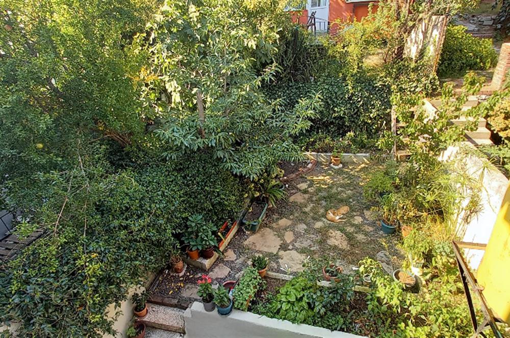 SARIYER YENİMAHALLEDE BOĞAZ MANZARALI MÜSTAKİL 4+2 BAHÇELİ EV