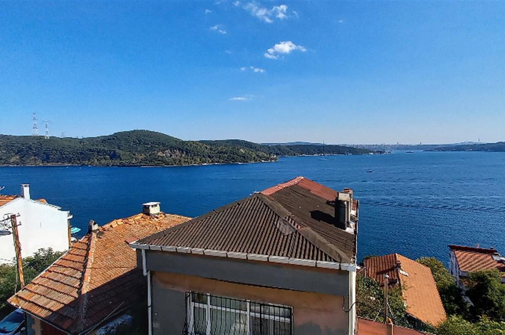 SARIYER YENİMAHALLEDE BOĞAZ MANZARALI MÜSTAKİL 4+2 BAHÇELİ EV