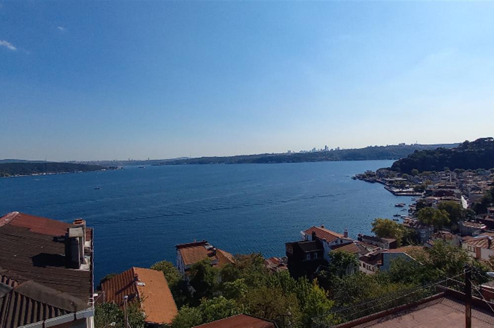 SARIYER YENİMAHALLEDE BOĞAZ MANZARALI MÜSTAKİL 4+2 BAHÇELİ EV