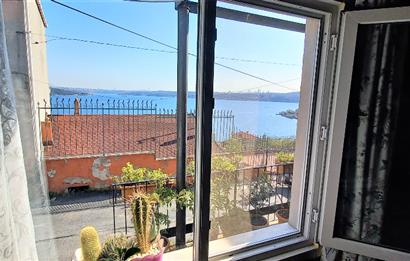 SARIYER YENİMAHALLEDE BOĞAZ MANZARALI MÜSTAKİL 4+2 BAHÇELİ EV