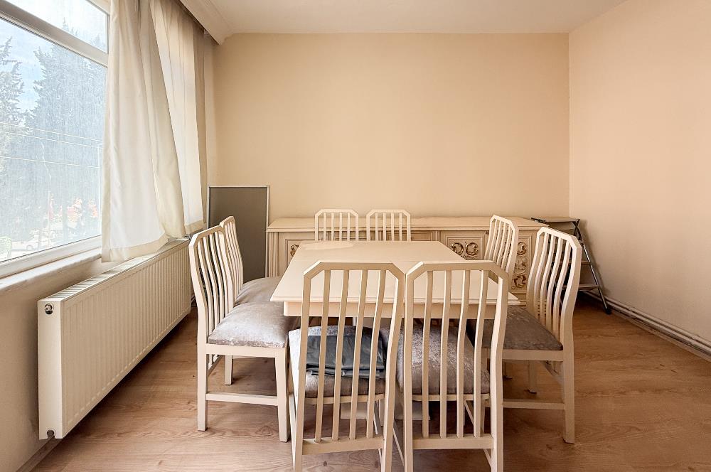 CENTURY 21 BAL GAYRİMENKUL'DEN DEVLET HASTANESİ VE ŞEHİR MERKEZİNE OLDUKÇA YAKIN İÇİ TAMAMEN YENİLENMİŞ,  KAPALI MUTFAKLI  ÇİFT LAVABO ÇİFT BALKONLU GENİŞ FERAH 2+1 