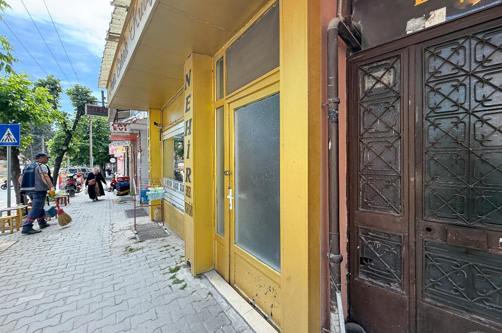 CENTURY 21 BAL GAYRİMENKUL'DEN DEVLET HASTANESİ VE ŞEHİR MERKEZİNE OLDUKÇA YAKIN İÇİ TAMAMEN YENİLENMİŞ,  KAPALI MUTFAKLI  ÇİFT LAVABO ÇİFT BALKONLU GENİŞ FERAH 2+1 
