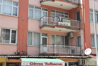 CENTURY 21 BAL GAYRİMENKUL'DEN DEVLET HASTANESİ VE ŞEHİR MERKEZİNE OLDUKÇA YAKIN İÇİ TAMAMEN YENİLENMİŞ,  KAPALI MUTFAKLI  ÇİFT LAVABO ÇİFT BALKONLU GENİŞ FERAH 2+1 