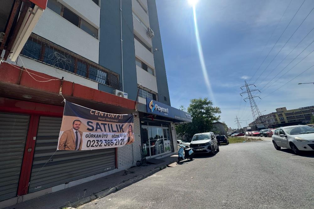 Gıda Çarşısı'nda 3 Katlı,Çift Cepheli Satılık Dükkan