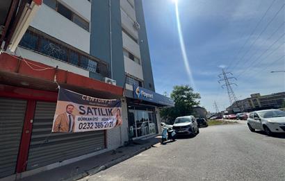 Gıda Çarşısı'nda 3 Katlı,Çift Cepheli Satılık Dükkan