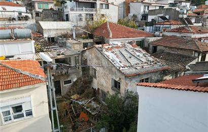 Ayvalık Sakarya'da Satılık 97 m² Cadde Üstü Bahçeli Ev ve Arsası