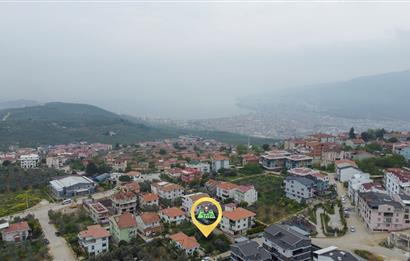 C21 Cius; Umurbey'de Satılık 366 m2 0.90 Emsal İmarlı Arsa