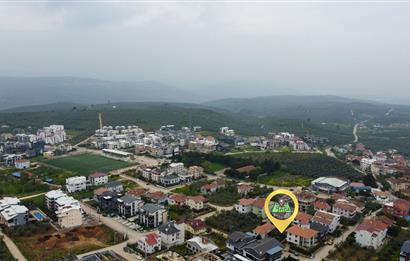 C21 Cius; Umurbey'de Satılık 366 m2 0.90 Emsal İmarlı Arsa