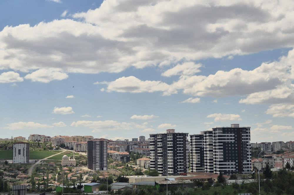 YEŞİLBAYIR ÇANKAYA EVLERİ SATILIK 3+1 FIRSAT DAİRE