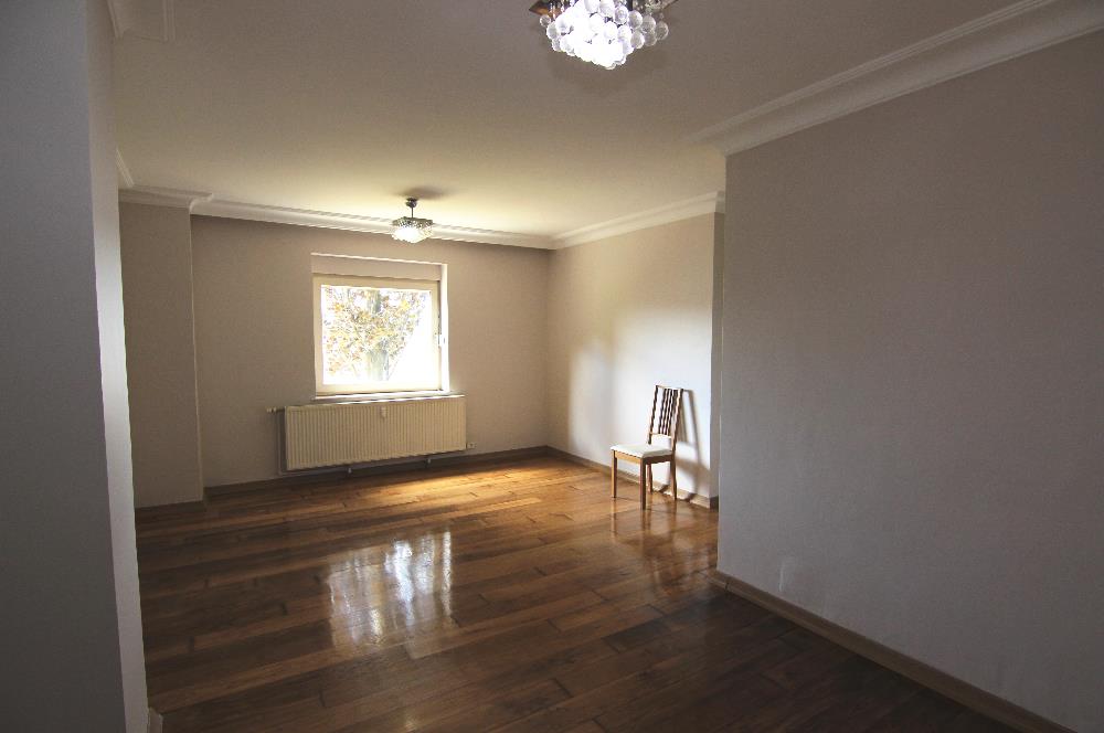 Zekeriyaköy YONCA EVLERİNDE Satılık KÖŞE BAHÇE DUBLEKS Daire