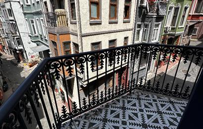 YENİ TADİLATLI AIRBNB İÇİN UYGUN 5 KATLI SATILIK BİNA
