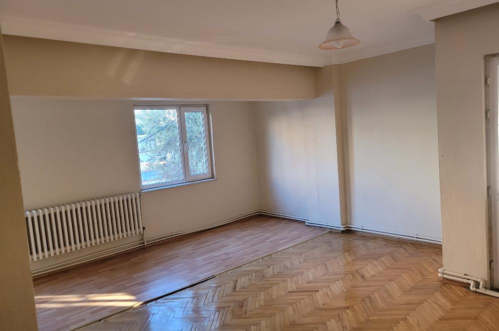CENTURY21 BAL'DAN BAHÇELİEVLER'DE KİRALIK 2+1 GENİŞ DAİRE