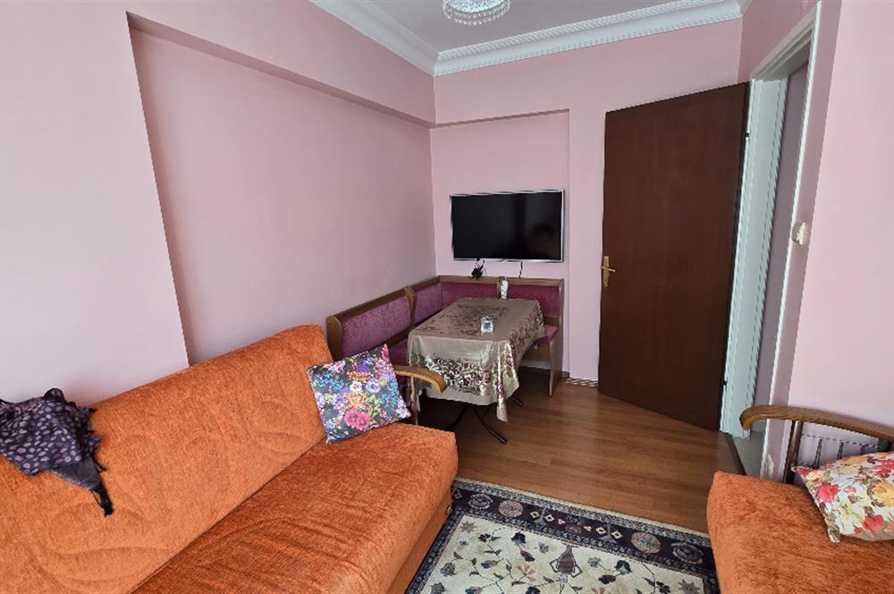 UĞURMUMCU SİTE İÇERSİNDE 2+1 KİRALIK DAİRE