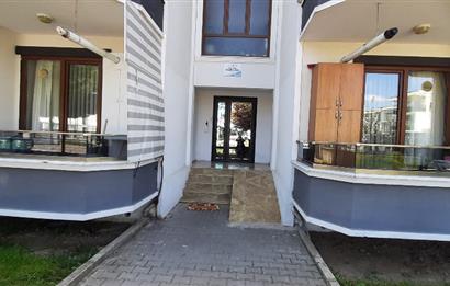 SAKARYA TEPEKUM YENİ STADA YAKIN 3+1 SATILIK SİTE İÇİNDE DAİRE